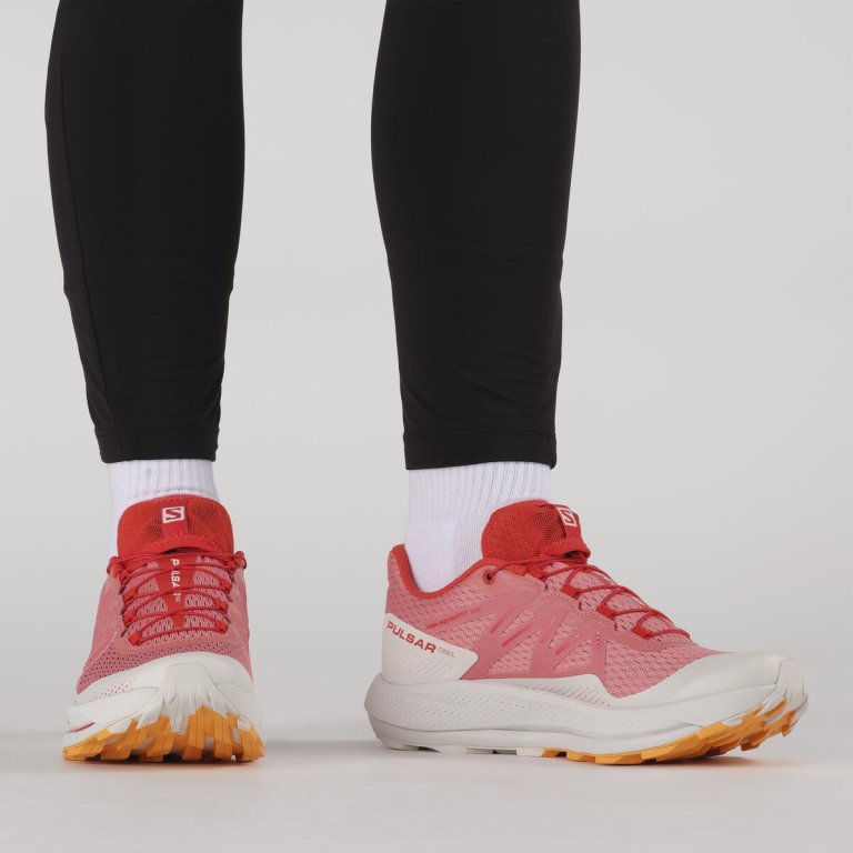Взуття Salomon Pulsar Trail W - червоний