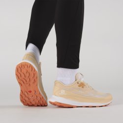 Взуття Salomon Ultra Glide W - жовтий/білий/помаранчевий