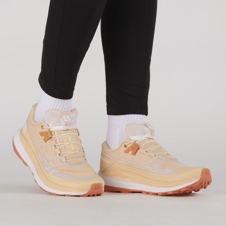 Взуття Salomon Ultra Glide W - жовтий/білий/помаранчевий