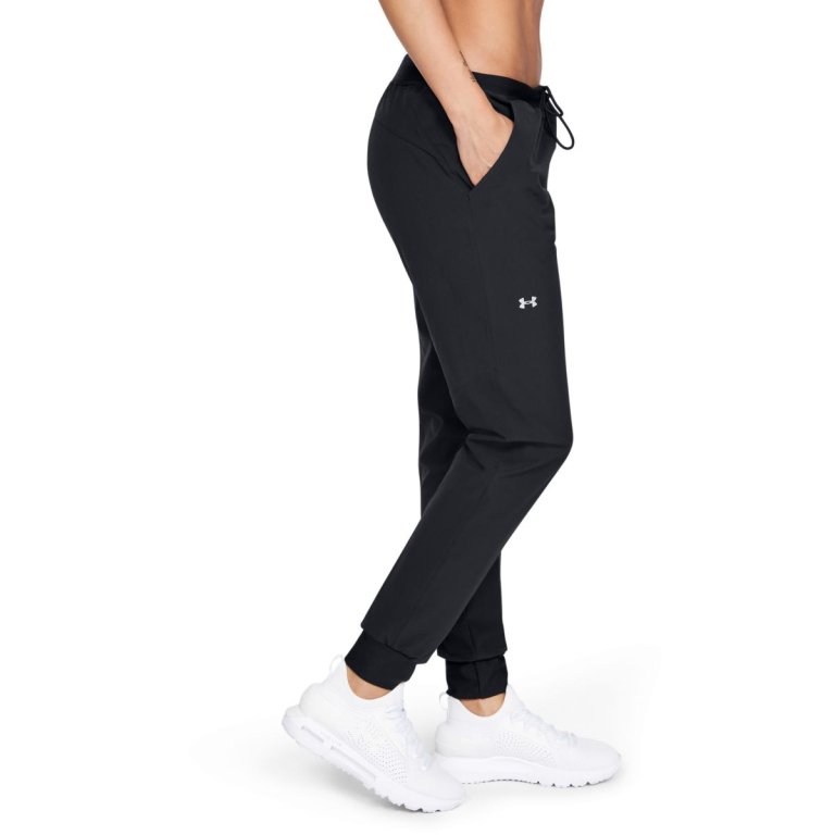 Штани спортивні жіночі Under Armour Sport Woven W - чорні