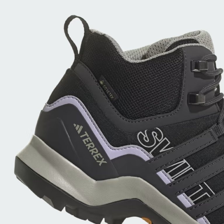 Obuv Adidas Terrex Swift R2 Mid GTX W - černá