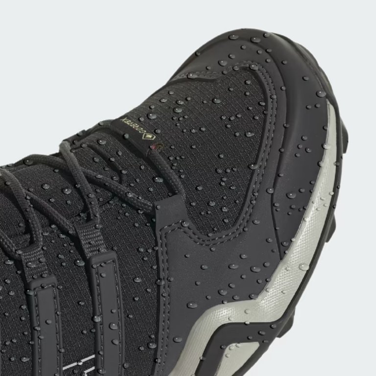 Obuv Adidas Terrex Swift R2 Mid GTX W - černá