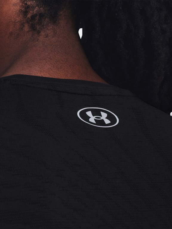 Футболка Under Armour UA Seamless Surge SS M - чорна