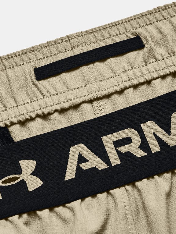 Kraťasy Under Armour UA Vanish Woven 8in Shorts- M - šedá