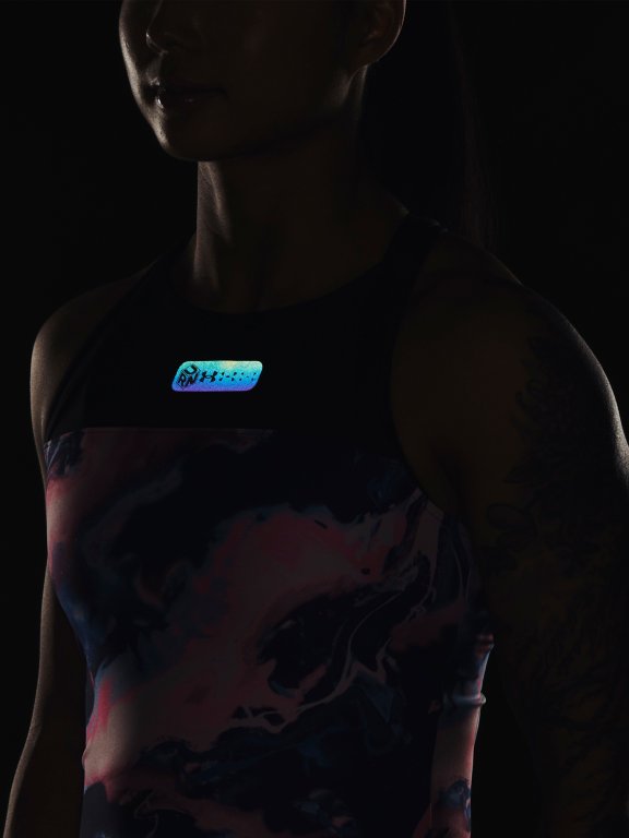 Майка Under Armour UA RUN ANYWHERE CROP TANK-BLK
