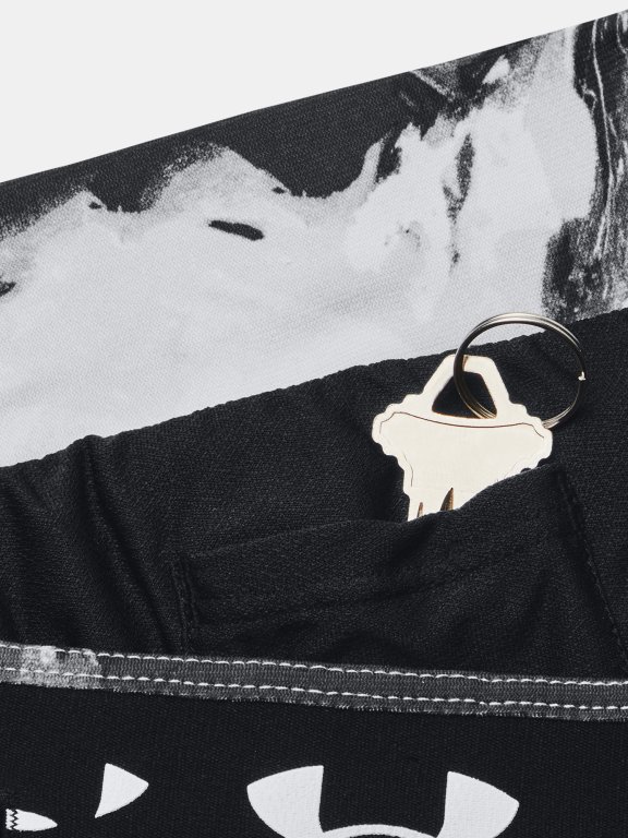 Šortky Under Armour UA RUN ANYWHERE HI Short - čierna