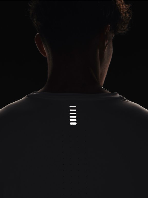 Футболка Under Armour UA ISO-CHILL LASER HEAT SS-WHT
