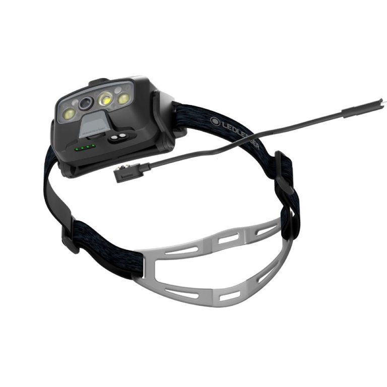 Налобний ліхтар Ledlenser HF8R Core макс. 1600 лм - чорний