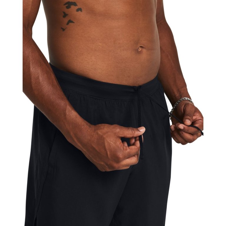Шорти Under Armour Launch 7'' M - чорні