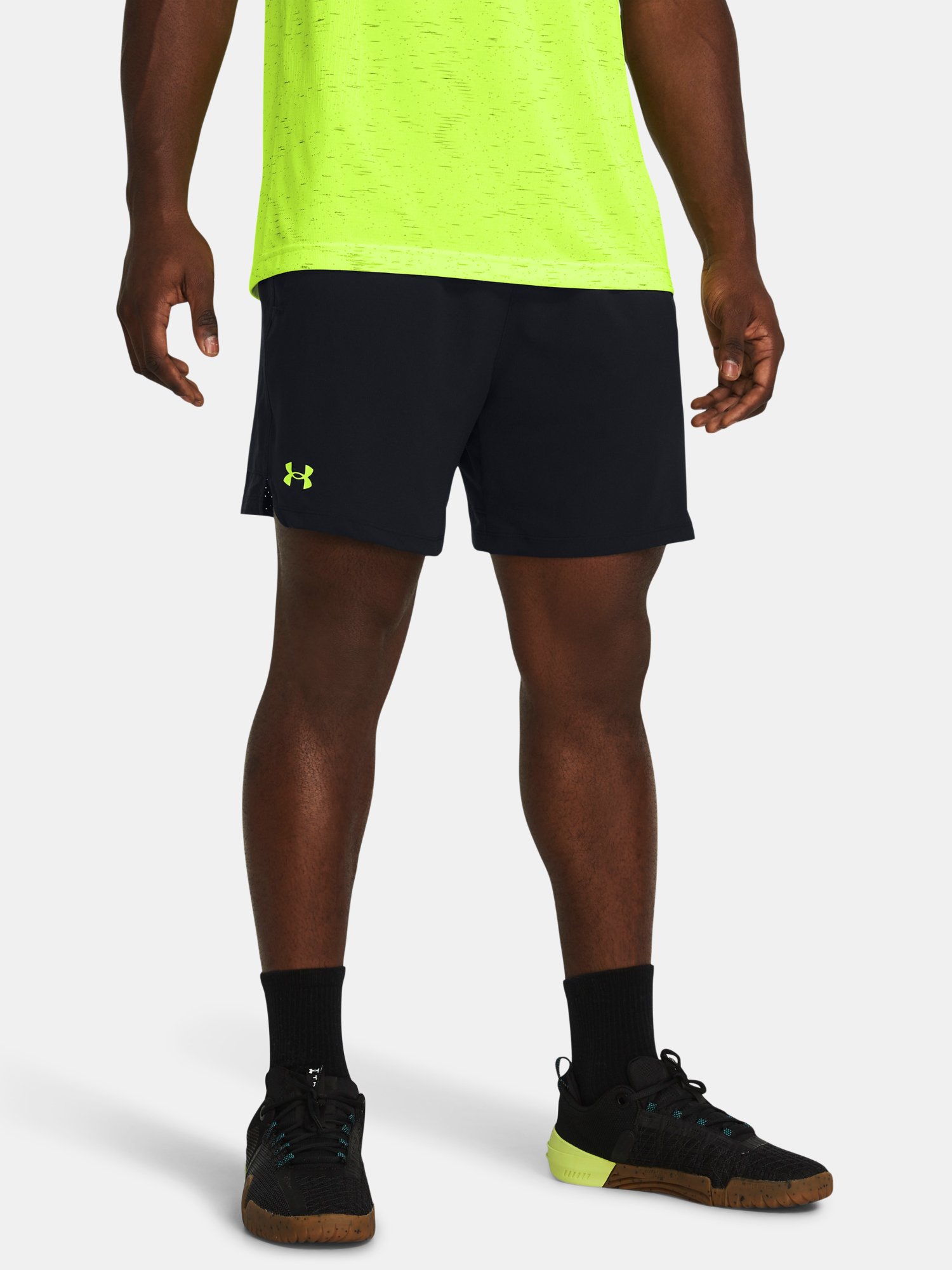 Great Description About Ua Vanish Woven 6in Shorts