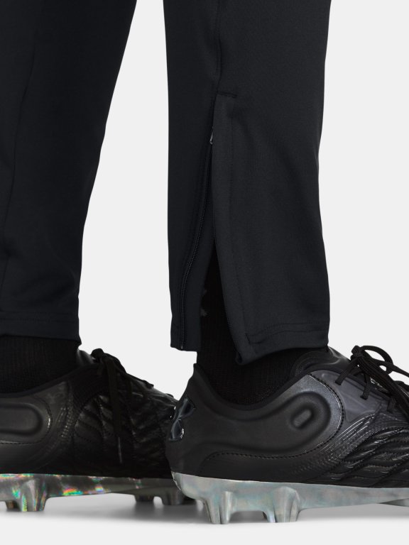 Штани Under Armour UA M's Ch. Train Pant-BLK