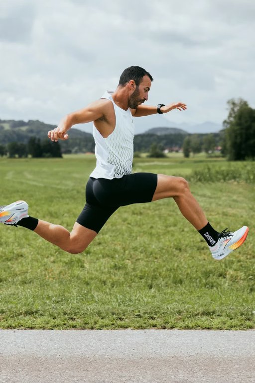 Кросівки Brooks Hyperion Elite 4 - сірі