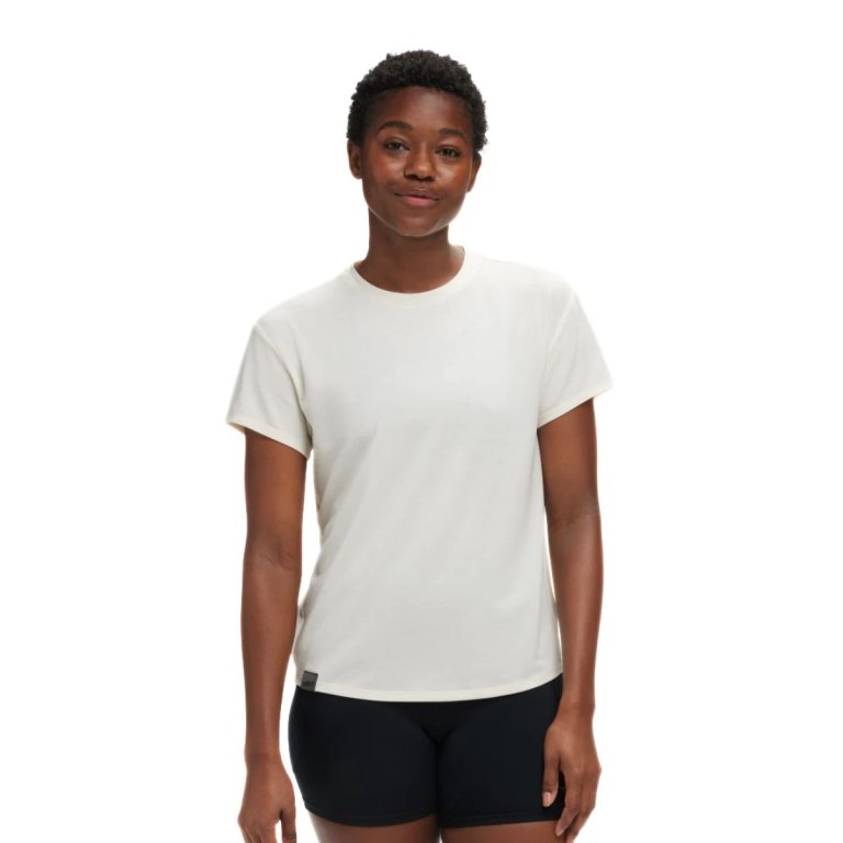 Футболка Hoka Essential Tee W - біла