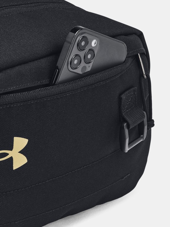 Сумка Under Armour UA Contain Travel Kit-BLK - чорна