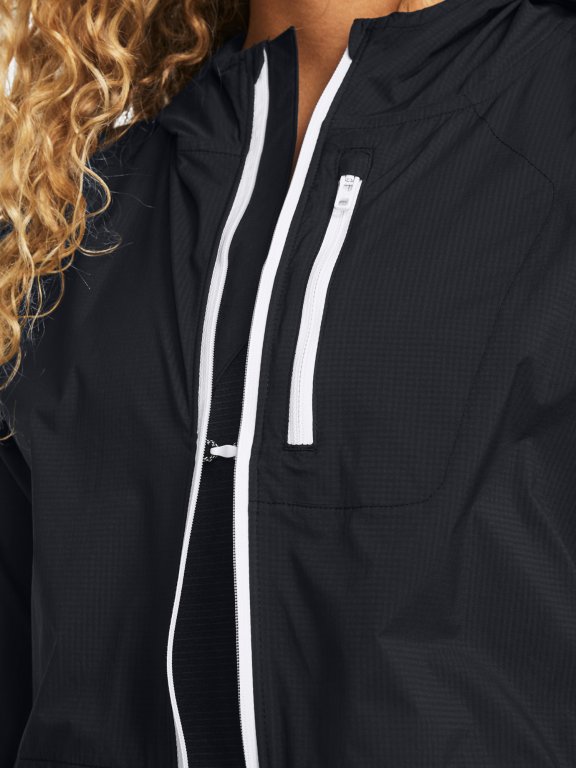 Bunda Under Armour LAUNCH LIGHTWEIGHT JKT-BLK