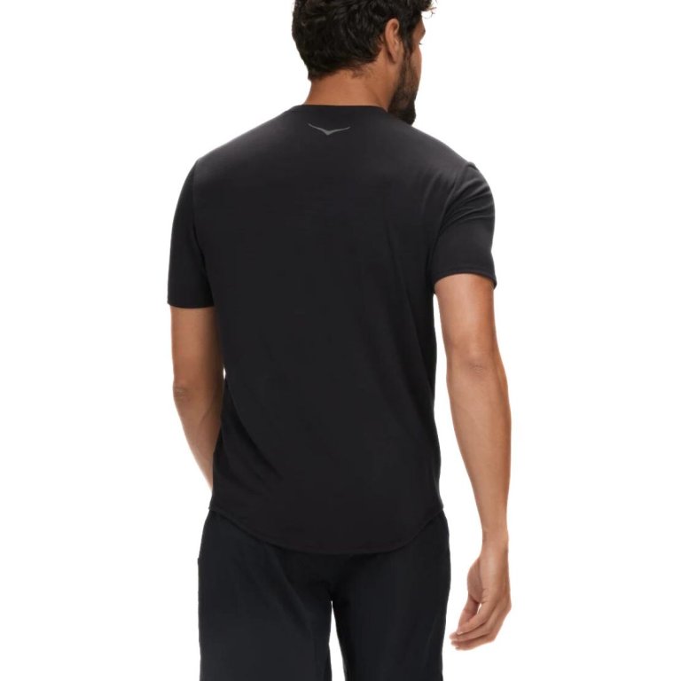Футболка Hoka Essential Tee M - чорна