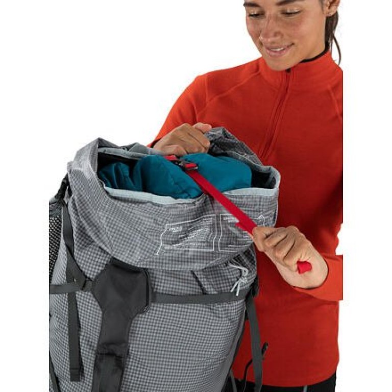 Рюкзак OSPREY ARIEL PRO 75 Wmn срібляста підкладка