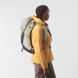 Рюкзак Salomon Aerotrek 18 W - зелений/сірий