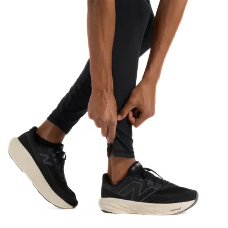 Легінси New Balance Sleek Pocket Tight M - чорні