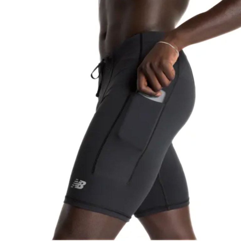 Шорти New Balance Sleek Pocket Half Tight Half Cuffs 9" M - чорна