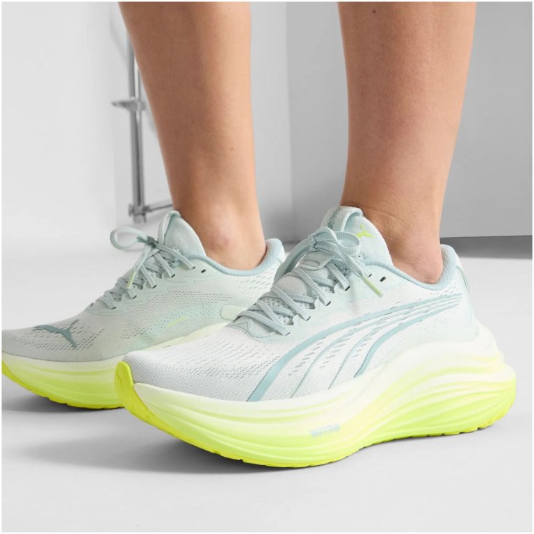 Кросівки Puma Magmax Nitro W - синьо/жовті