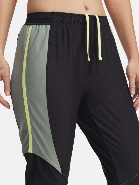 Штани Under Armour Challenger Pro Pant Wmn Black