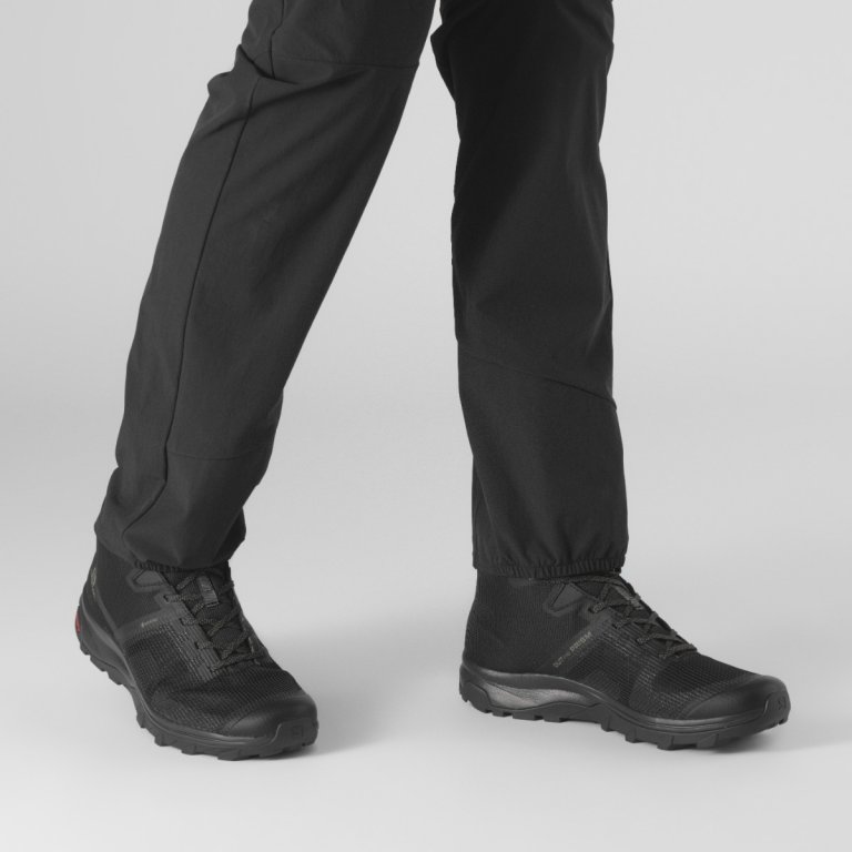 Взуття Salomon OUTLINE Prism MID GTX M - чорний