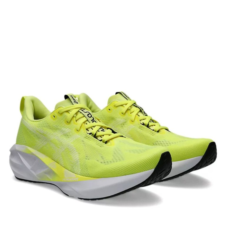 Кросівки Asics Novablast 5 M - жовті