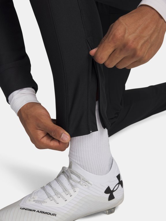 Спортивний костюм Under Armour Challenger чорний