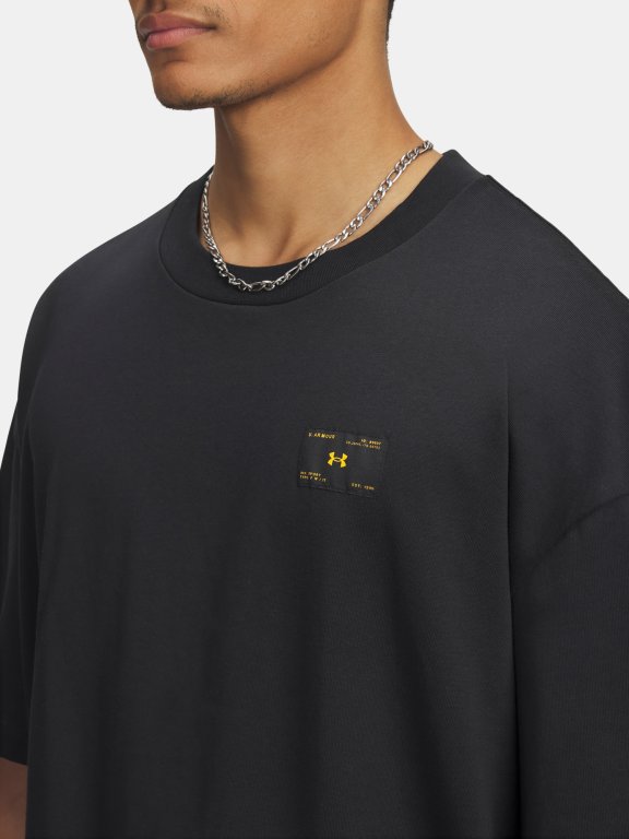 Футболка Under Armour Hwt Woven Label SS Man Black