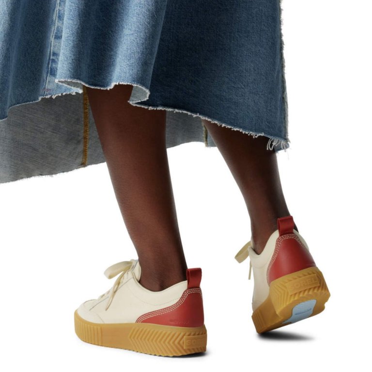 Взуття Sorel Out N About™ IV Low Sneaker WP W - бежевий/червоний