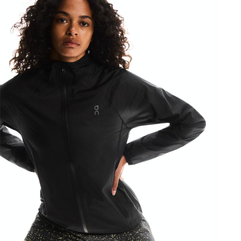 Куртка On Ultra Jacket W - чорна