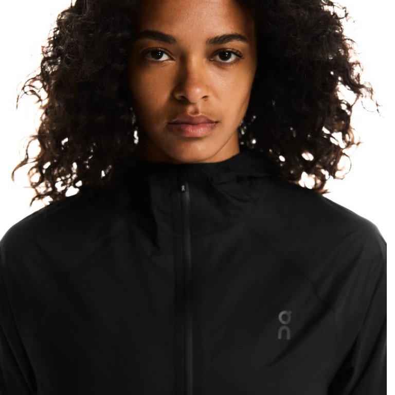 Куртка On Ultra Jacket W - чорна