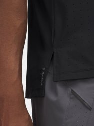 Майка Under Armour Launch Elite Singlet Man Black