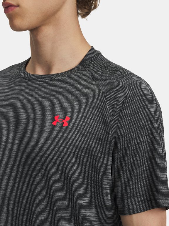 Футболка Under Armour Tech Textured SS Man Black