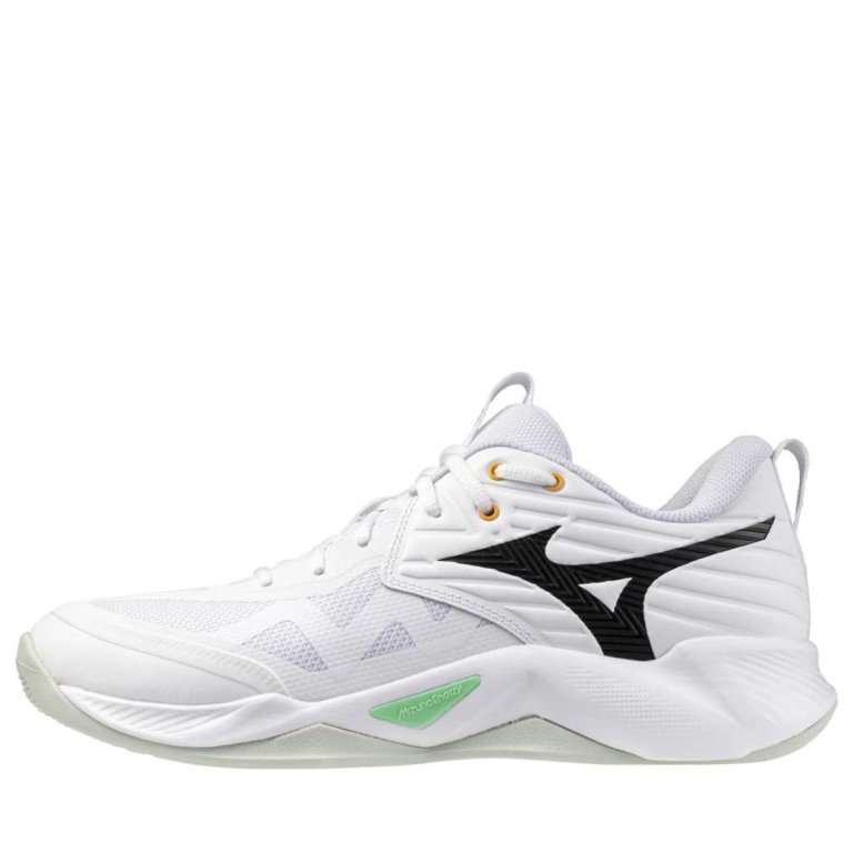 Кросівки Mizuno Wave Momentum Pro - біло/чорні