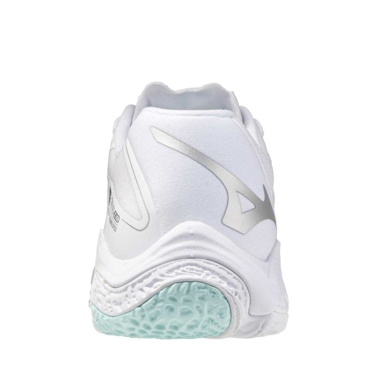 Кросівки Mizuno Wave Lightning Z8 W - біло/сині