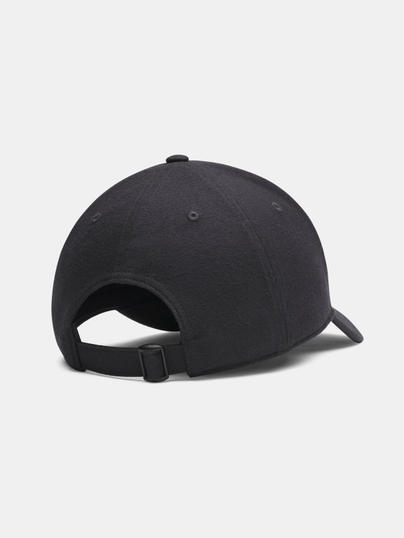 Kšiltovka Under Armour Blitzing Low Brushed Adj Man Black