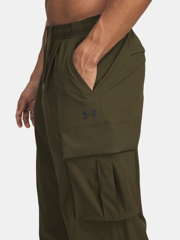 Штани Under Armour Unstpble Txtr Woven Cargo Man зелені