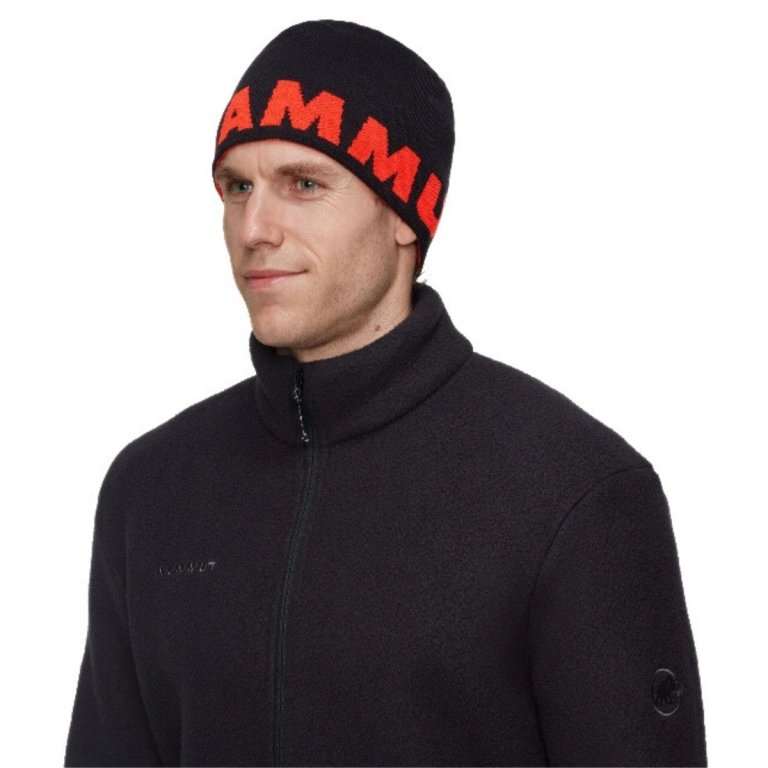 Шапка Mammut - чорна