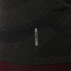 Футболка Asics Road Seamless LS Top W - чорна