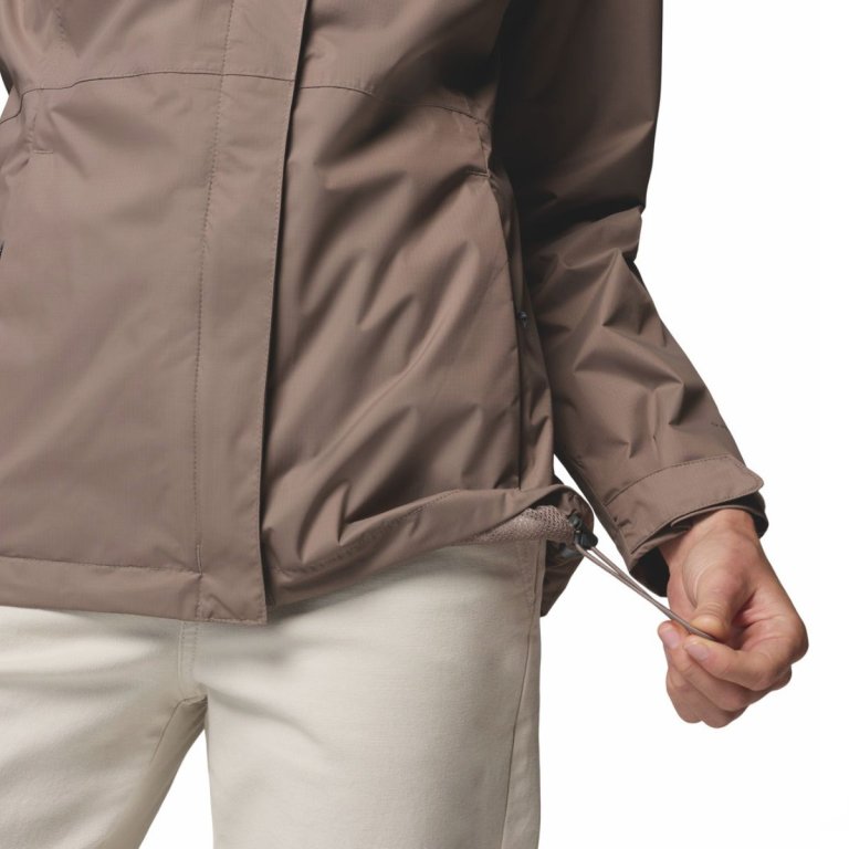 Куртка Columbia Pouring Adventure™ III Jacket W - коричнева