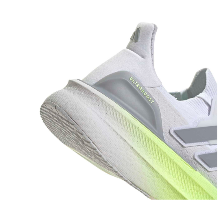 Кросівки Adidas Ultraboost 5 M - білі