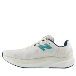 Кросівки New Balance FuelCell Propel v5 M - білі