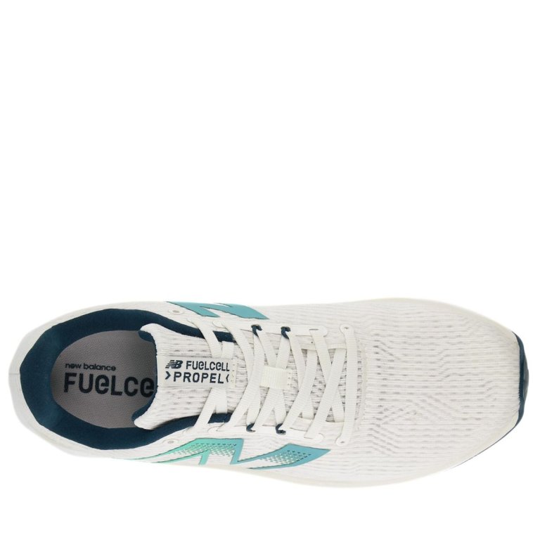 Кросівки New Balance FuelCell Propel v5 M - білі