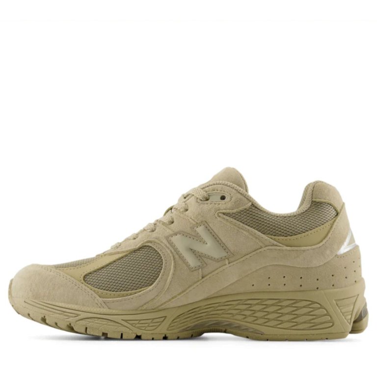 Кросівки New Balance 2002 року - бежеві