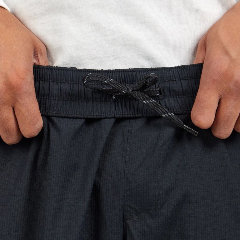 Штани Columbia Tech™ Wind Pant M - чорні
