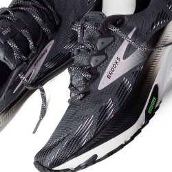 Кросівки Brooks Ghost Trail W - чорно/рожеві