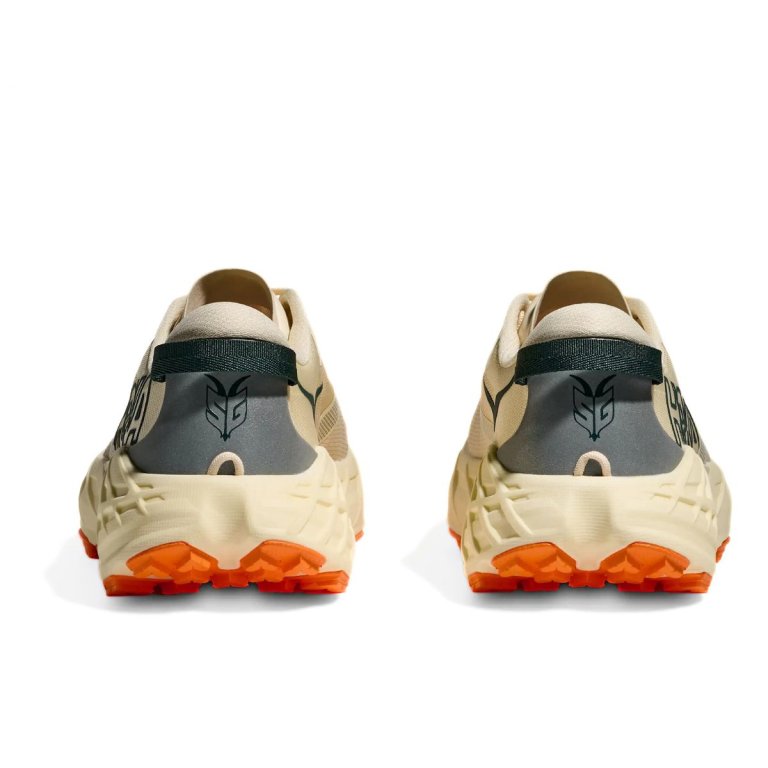 Кросівки Hoka Speedgoat 7 M - бежеві