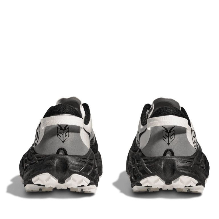 Кросівки Hoka Speedgoat 7 M - чорно/білі